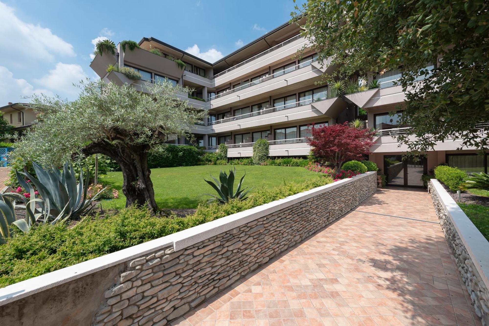 Il Sogno Apartments Desenzano del Garda Ngoại thất bức ảnh